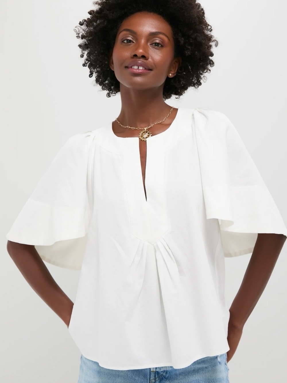 POMANDER PLACE Finley White Flutter Sleeve Keyhole Blouse Size Medium M EUC